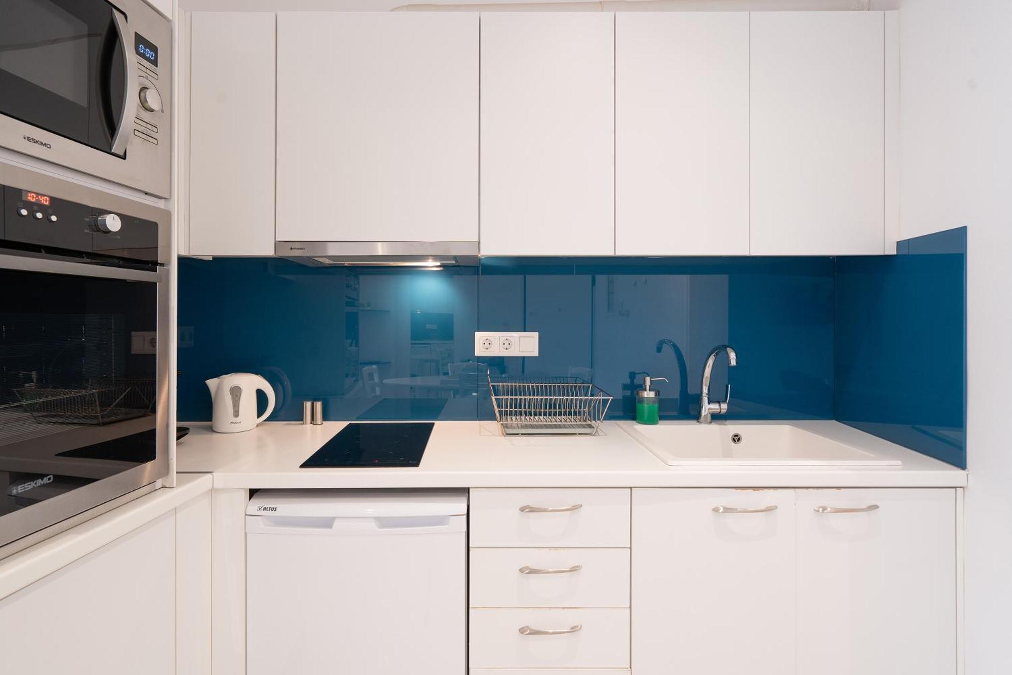 Fairytale Cozy Apt In Атина Екстериор снимка
